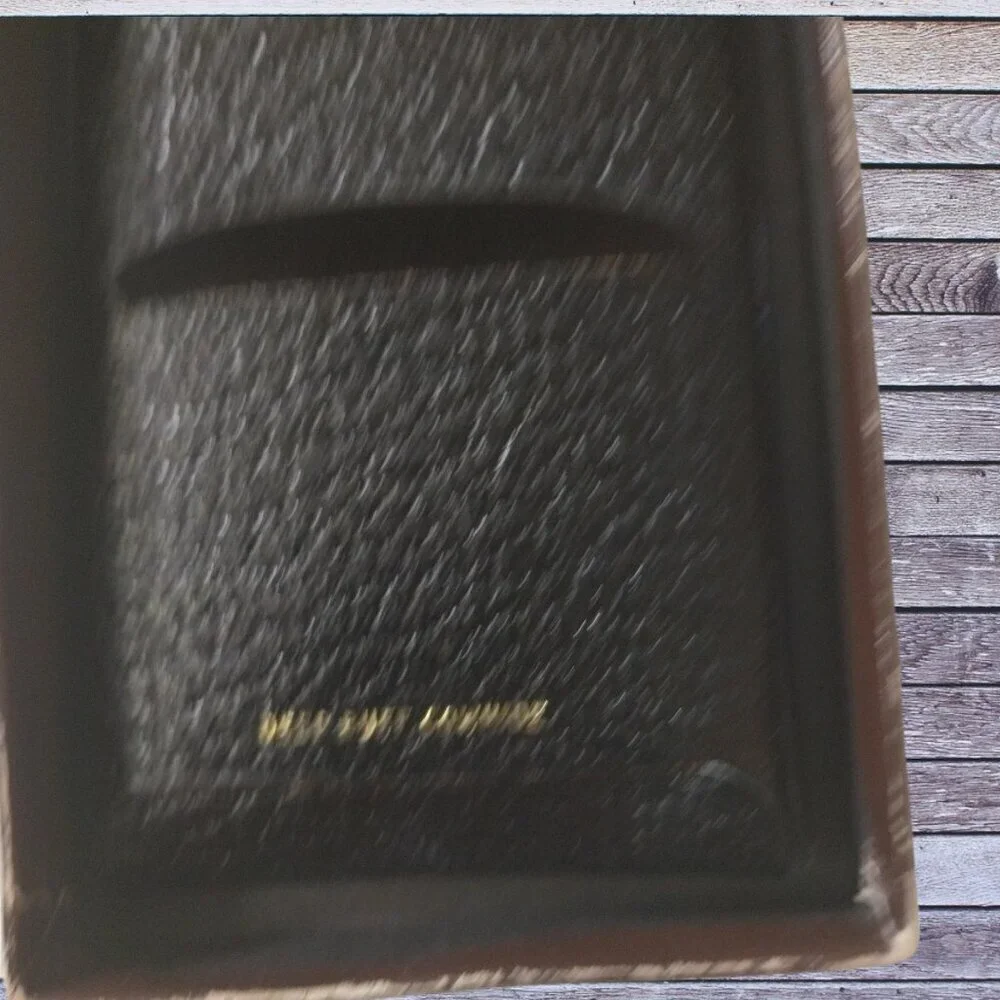 Deluxe Leather Craft Men's Black Cowhide Bifold Billfold Pebbled Vintage NEW